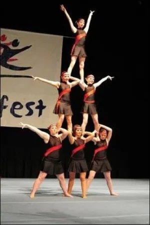 Seniors Moulin Rouge.webp